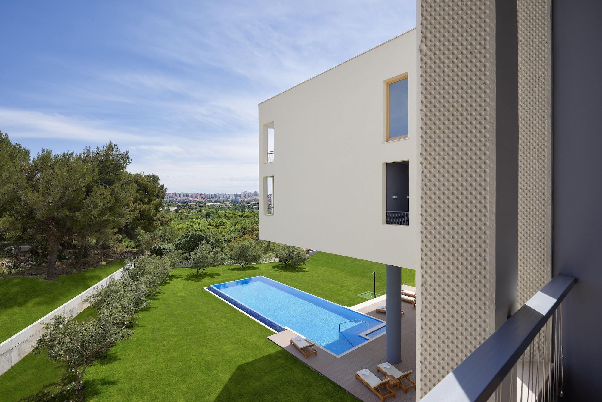 Hotel Salona Palace Εξωτερικό φωτογραφία