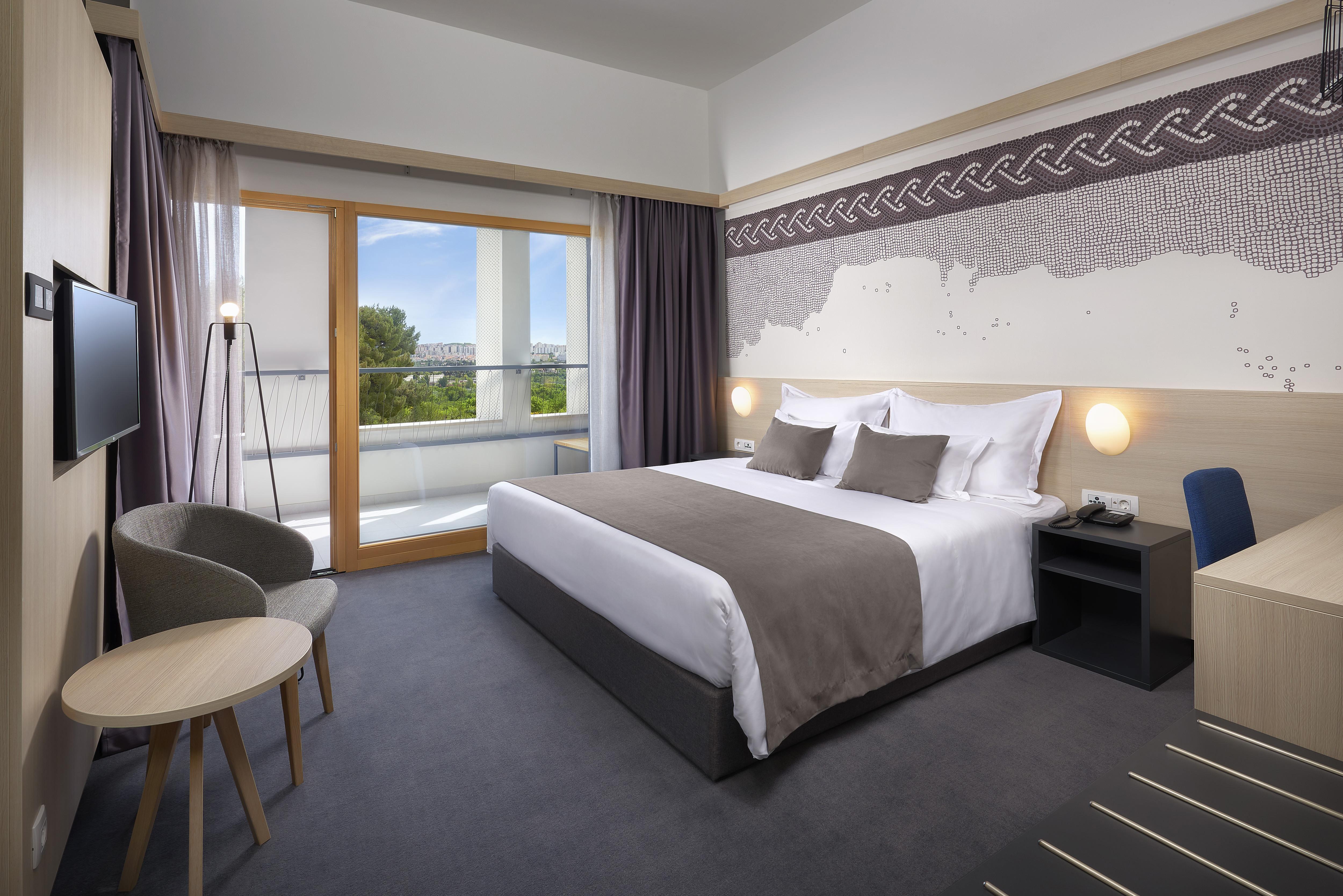 Hotel Salona Palace Εξωτερικό φωτογραφία