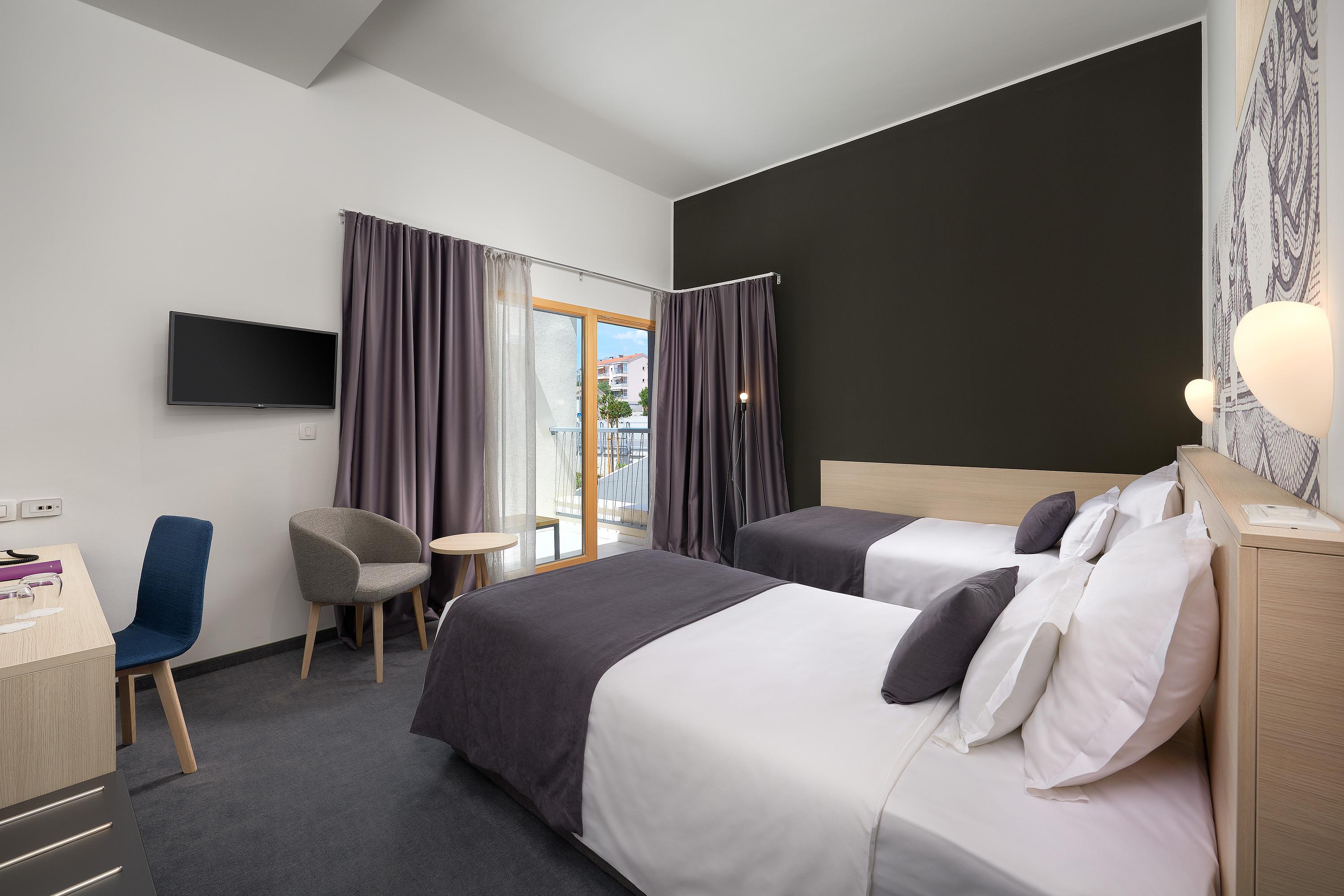 Hotel Salona Palace Εξωτερικό φωτογραφία