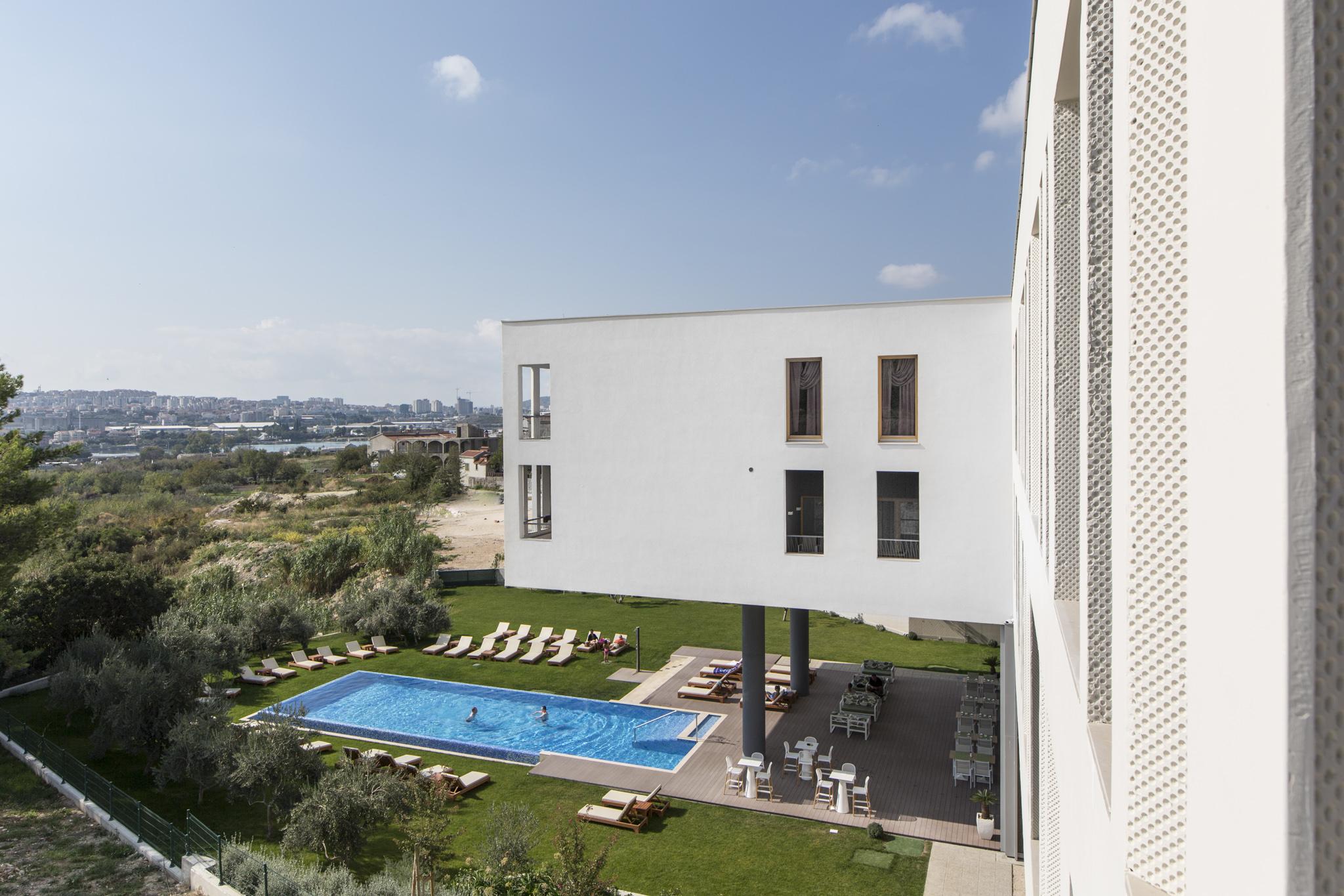 Hotel Salona Palace Εξωτερικό φωτογραφία