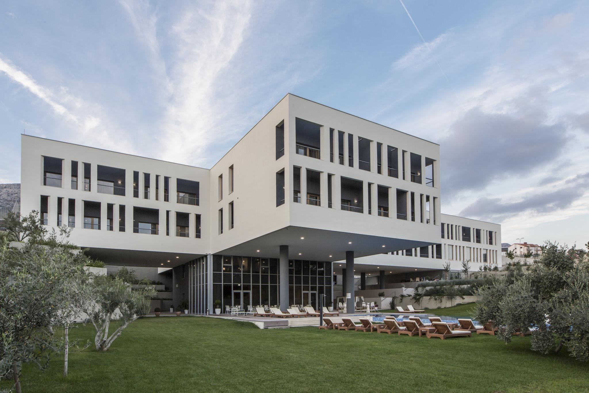 Hotel Salona Palace Εξωτερικό φωτογραφία