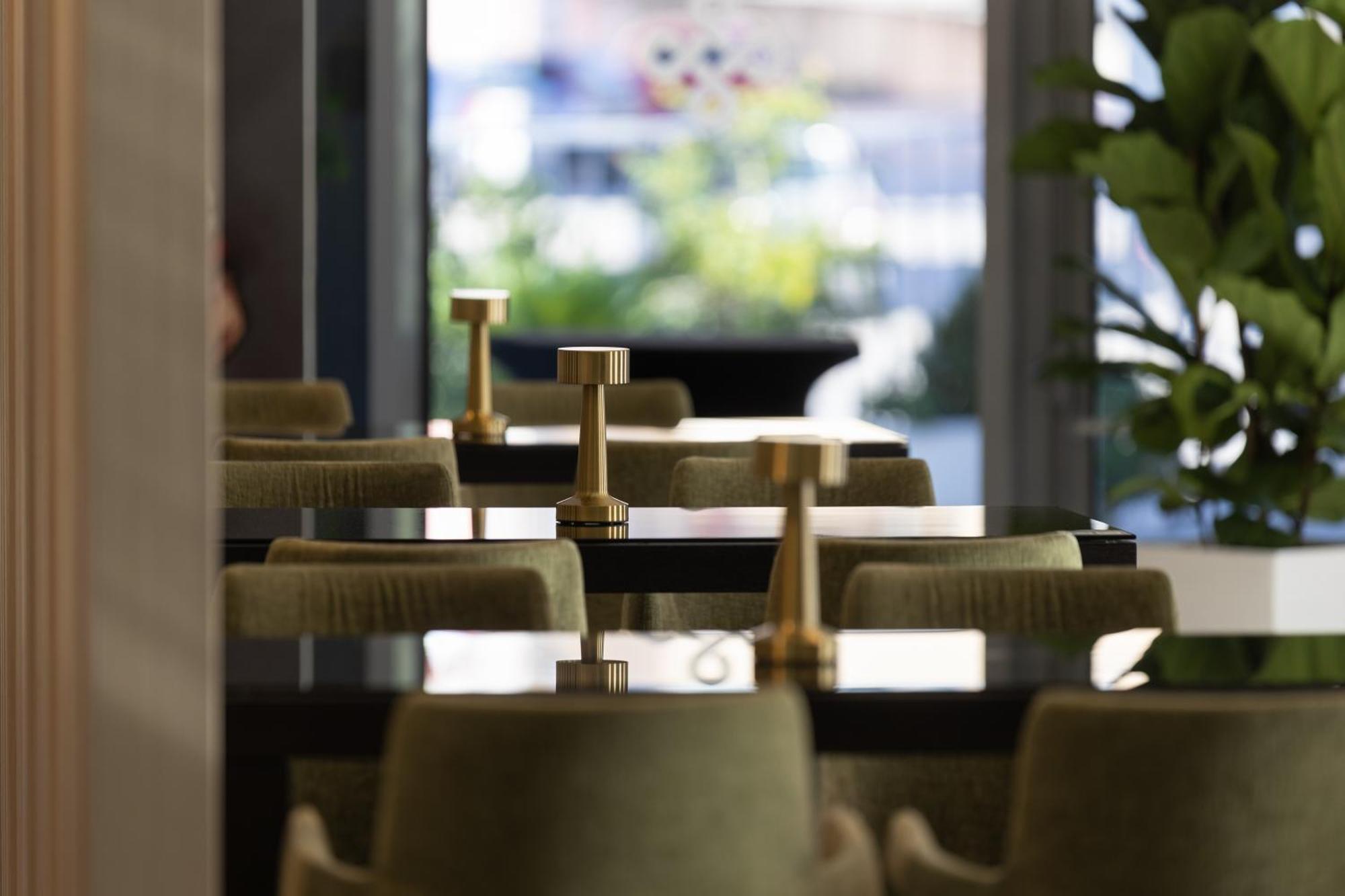 Hotel Salona Palace Εξωτερικό φωτογραφία