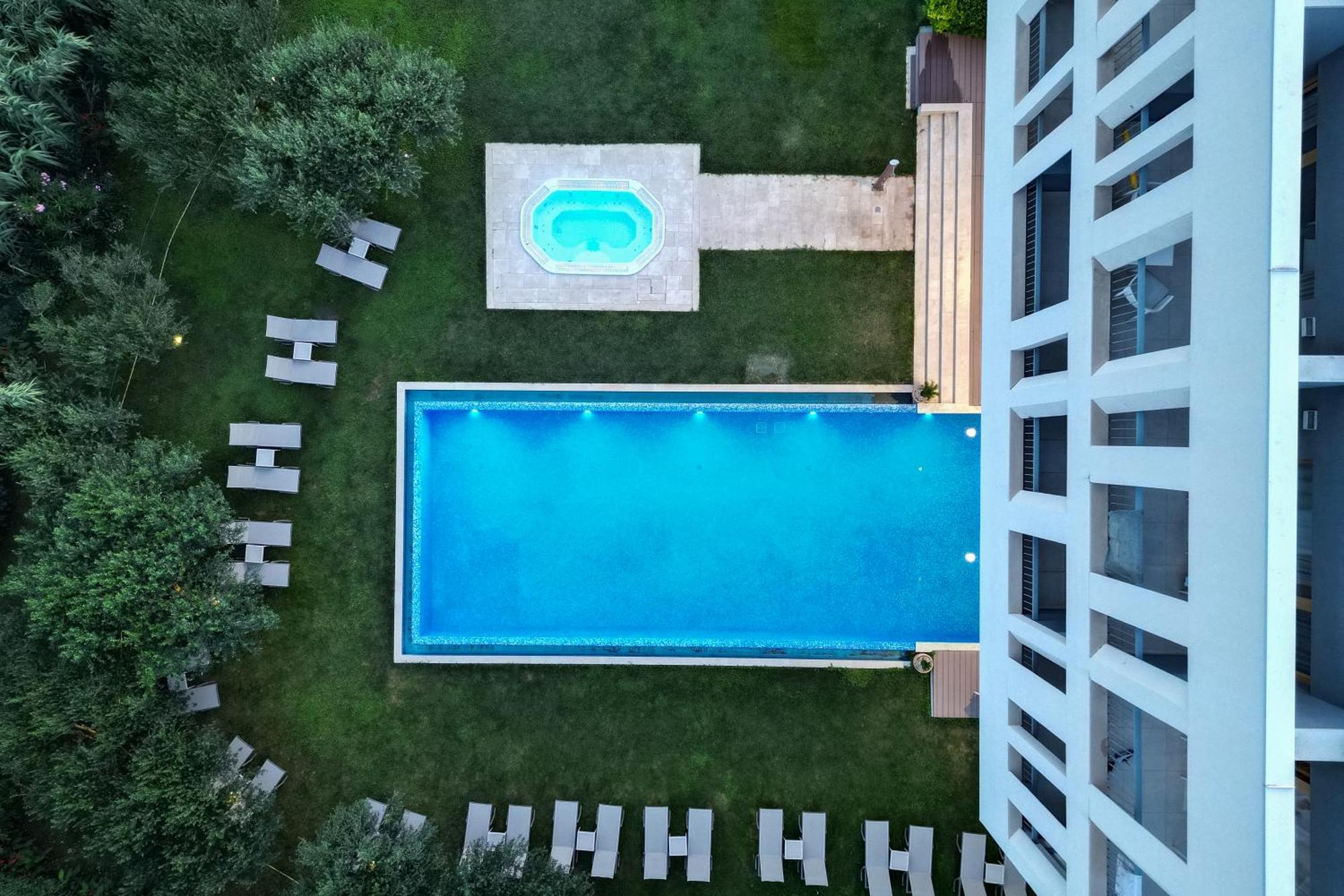 Hotel Salona Palace Εξωτερικό φωτογραφία
